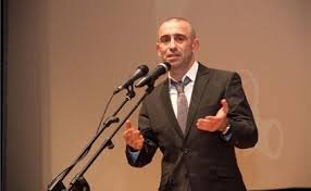 İrəvanın verilməsi onun Azərbaycana məxsus olmasının sübutu kimi... - Vahid Mustafayev yazır