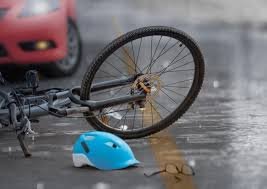 Bakıda velosipedçini avtomobil vurdu