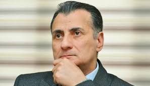 Mirşahin Ağayev : Öz "hörmətimizi" yox, öz dövlətimizi qorumaq vaxtıdır