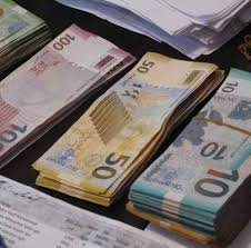 Sahibkarlara 250 manat yardımla bağlı qərar verdi