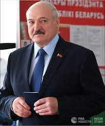 Aleksandr Lukaşenkonu çətin seçim qarşısındadır