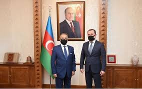 Xarici İşlər naziri Yunanıstanın səfirini qəbul edib
