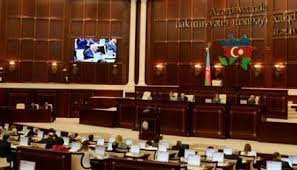 Xalqı qıcıqlandıran deputatlar