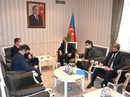 Ceyhun Bayramov Belarusun yeni səfirinin etimadnaməsini qəbul etdi