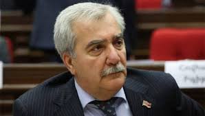 Parlamentdə deputatın Bayraktar ETİRAFI