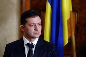 Vladimir Zelenski: "Ukrayna indi az qala əl açlıb Avropaya yalvarır"