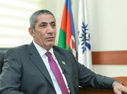 Siyavuş Novruzov: Məhəmməd Füzuliyə prezident təqaüdü təyin edilmişdi, ala bilmədi