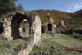 Ermənilərin Qarabağda dağıtdıqları xiristian abidələri