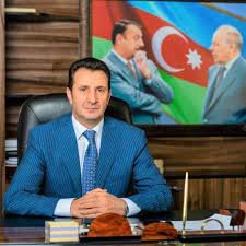 Ədliyyə Nazirliyi İcra Baş İdarəsinin sabiq rəisi Nurəddin Mustafayevin adı yeni qalmaqalın mərkəzindədir.