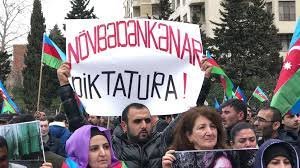 Müxalifətçi istintaq dövründə döyüldüyünü, işgəncə gördüyünü deyir
