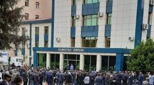 Baş həkimdən Milli Onkologiya Mərkəzinin qarşısındakı sıxlıqla bağlı AÇIQLAMA