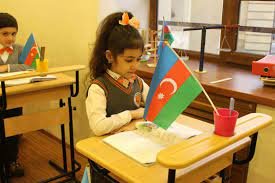Sabahdan məktəblər açılır
