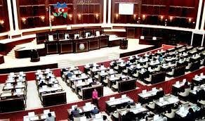 Deputatlar növbədənkənar iclasda 12 məsələni müzakirə edəcək