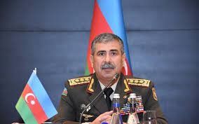 Müdafiə naziri Ermənistanın təxribatına hazır olmağı və qarşısının dərhal alınmasını əmr edib