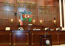 Deputatlar “Müstəqillik Günü haqqında” qanun layihəsini ikinci oxunuşda müzakirə edəcəklər