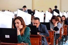 Müəllimlərin özlərini də imtahana hazırlayan kurslar qiyməti qaldırdı - kurslardan kütləvi qaçış...