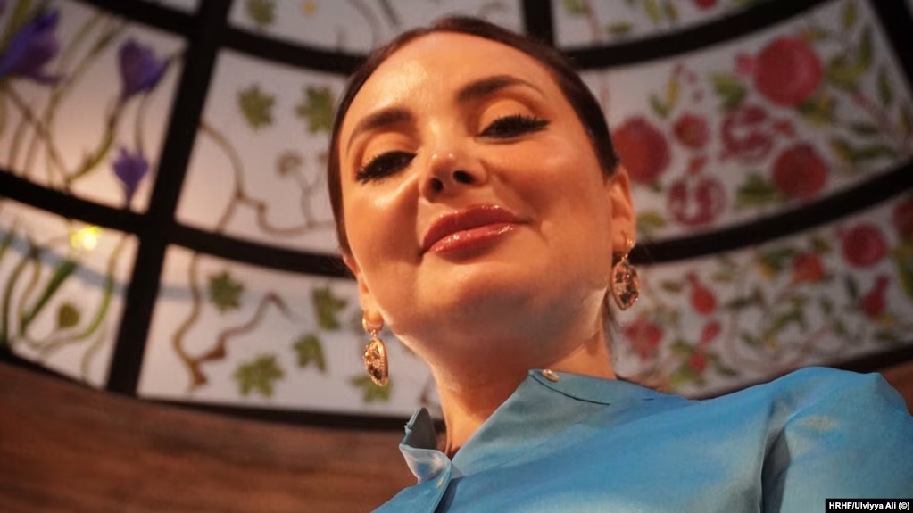 Azərbaycanlı vəkil Norveç İnsan Hüquqları Evi Fondunun “Gücün portretləri” fotosərgisində