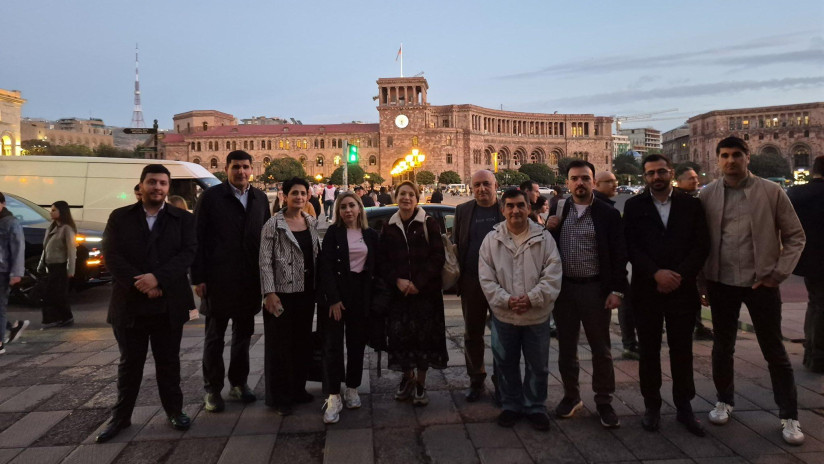 Azərbaycanlı QHT rəhbərləri Yerevanda görüş keçirib
