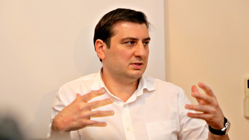 Azər Qasımlı hakimə: Onu siz sübut etməlisiniz ki, təqsirim nədir, niyə həbsdəyəm