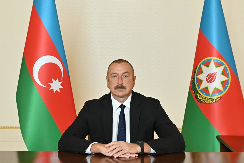 İlham Əliyev Tailand kralını milli bayram münasibətilə təbrik edib